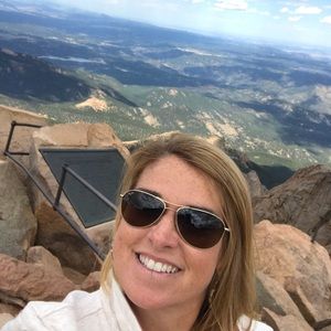 Meet your Posher, Casey